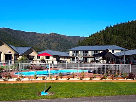 Linkwater Motel