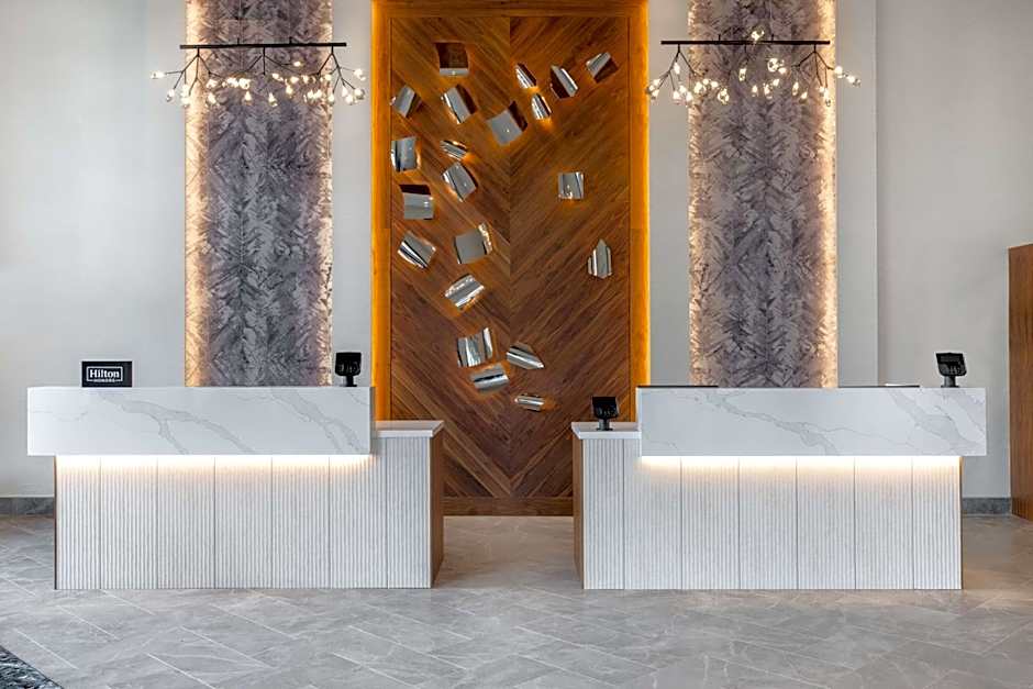 DoubleTree by Hilton Kingston