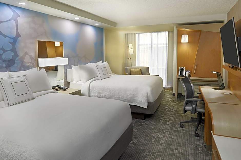 Courtyard by Marriott Oshawa