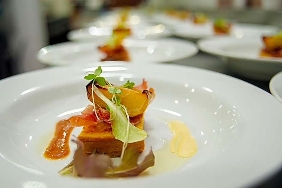 Tryp by Wyndham Varginha Cafe Royal