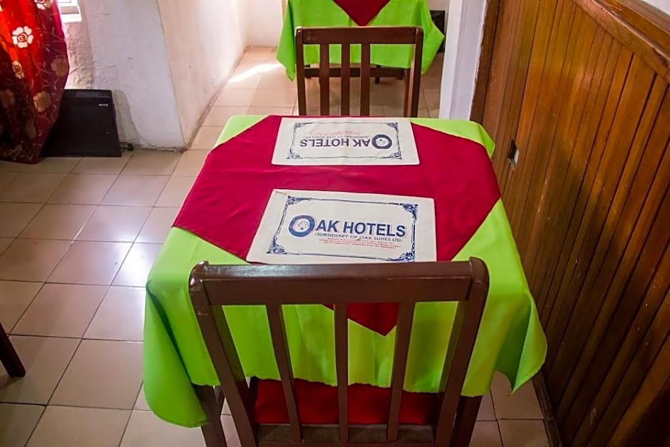 Oak Hotels