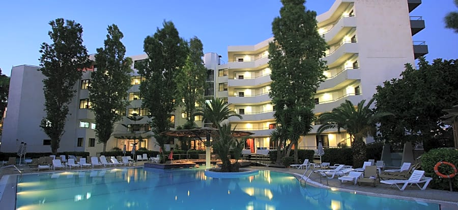 The Residence Suites - Adults Only