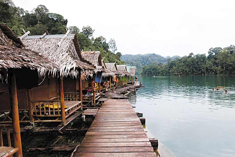 Khaosok Secret Hostel