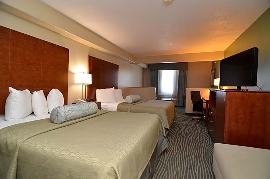 AmericInn by Wyndham Des Moines Airport