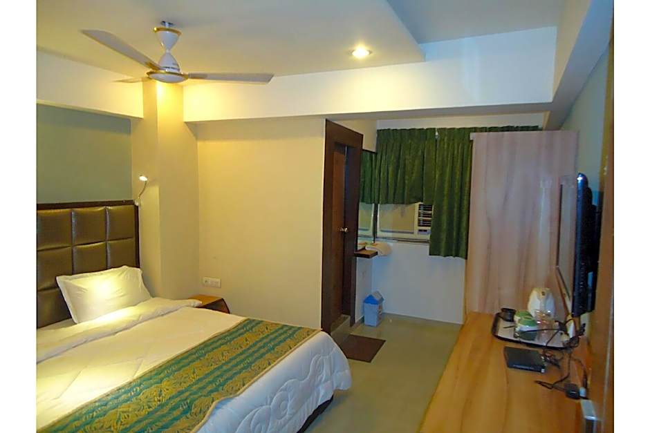 Hotel Maan Residency