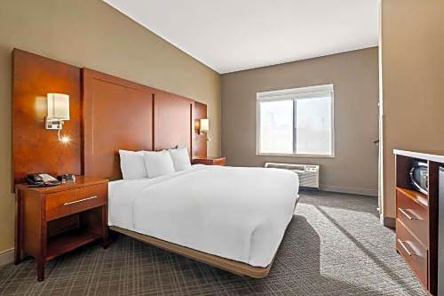 Comfort Suites Cullman I-65 Exit 310