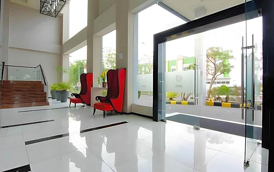 The Sun Hotel Madiun