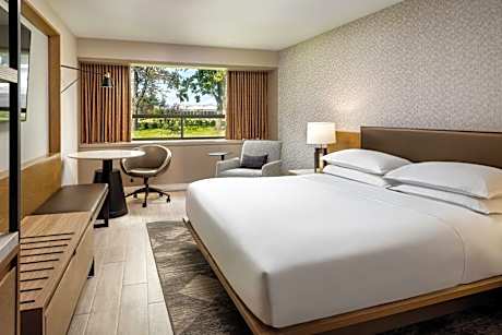 Sheraton Montreal Airport Hotel