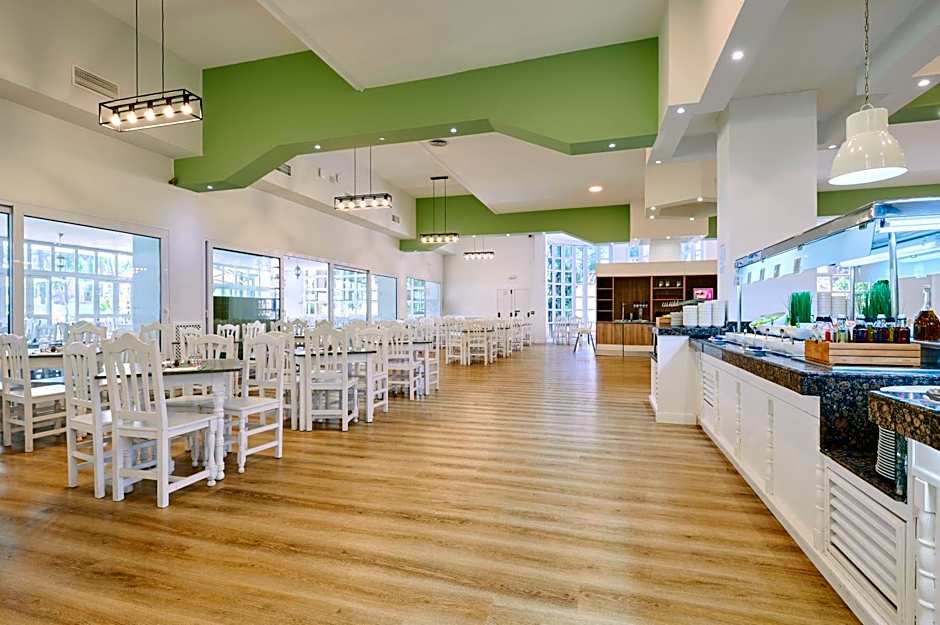 AluaSun Marbella Park