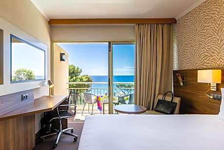 Executive Twin Room with Sea View