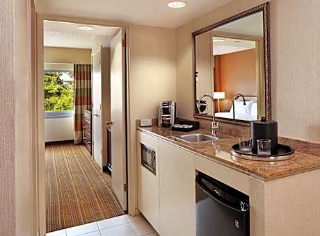 Two-Room King Suite with Roll-In Shower - Mobility Accessible/Non-Smoking