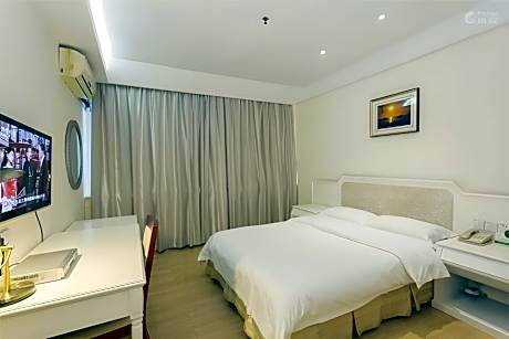 Business King Room