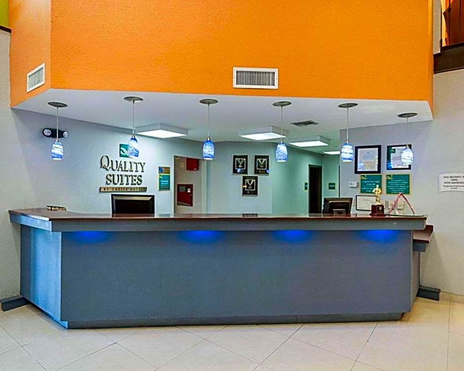 Quality Suites Sulphur – Sulphur, LA