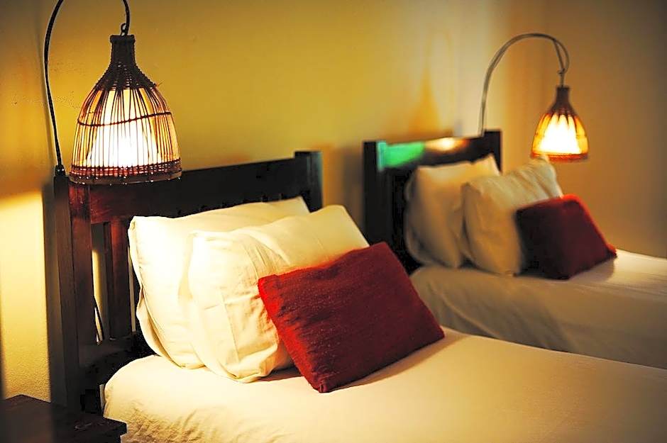 Lotus Villa  Hotel