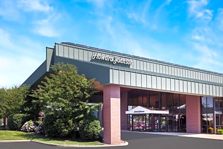 Howard Johnson by Wyndham Evansville East