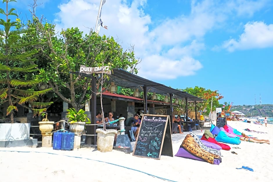 Puri Nusa Beach Hotel by ZUZU