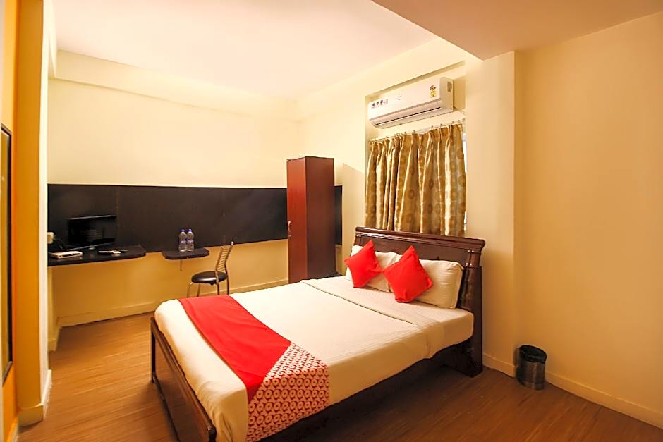 Super OYO Capital O Alpine Glow Sunrise Near Hyderabad Public School