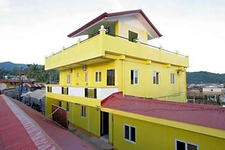 Luis Bay Travellers Lodge Coron