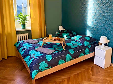 Hostel Oliwka - Metro Świętokrzyska