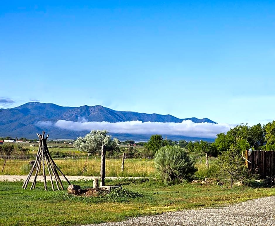 Casa Gallina - An Artisan Inn