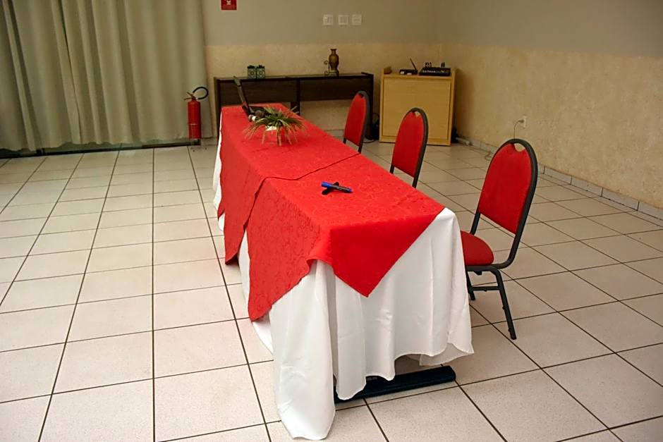 Larison Hotéis - Ji-Paraná