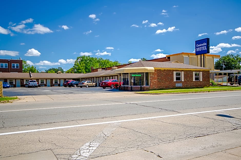 Centralia Motel near Downtown by OYO