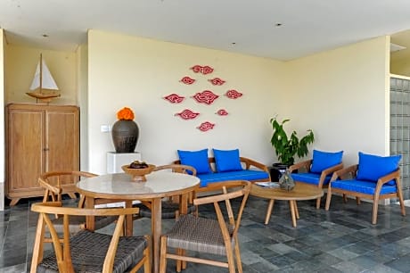 Hilltop Pool Villa