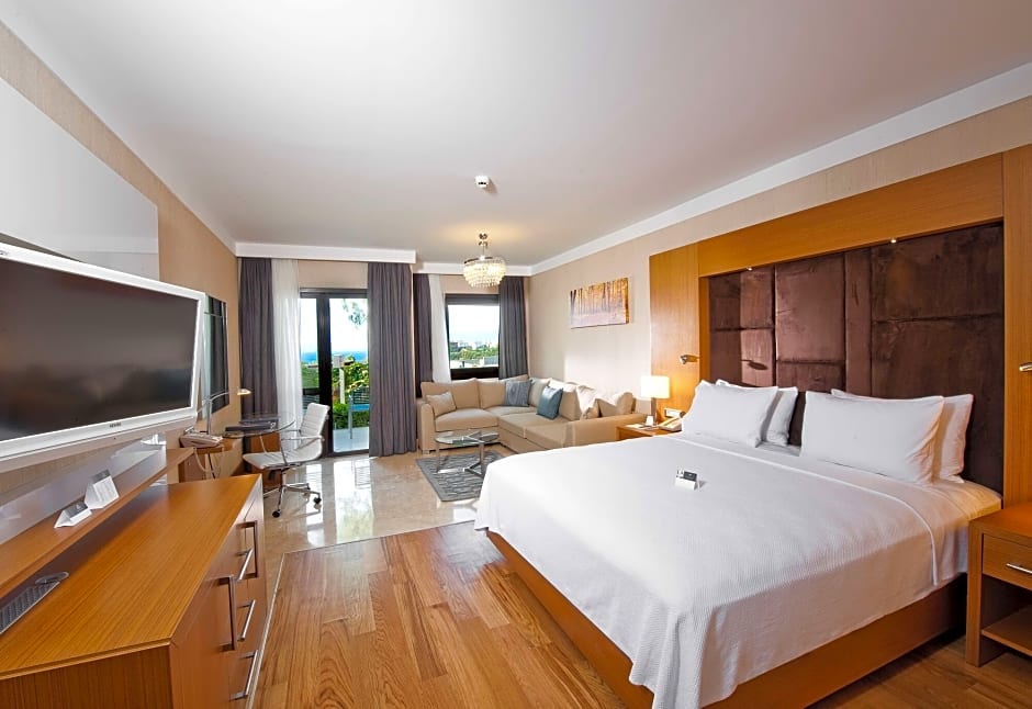 Hilton Bodrum Turkbuku Resort Spa All Inclusive Contact Us