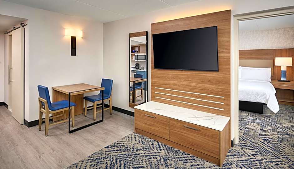 Candlewood Suites Burlington Conference Centre By IHG
