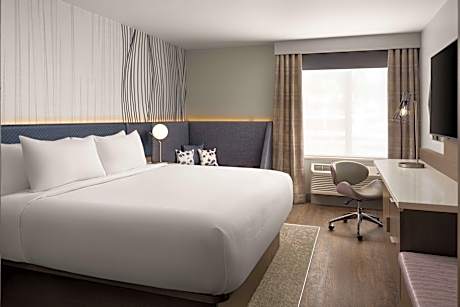 1 King Mobility Accessible W/ Bathtub