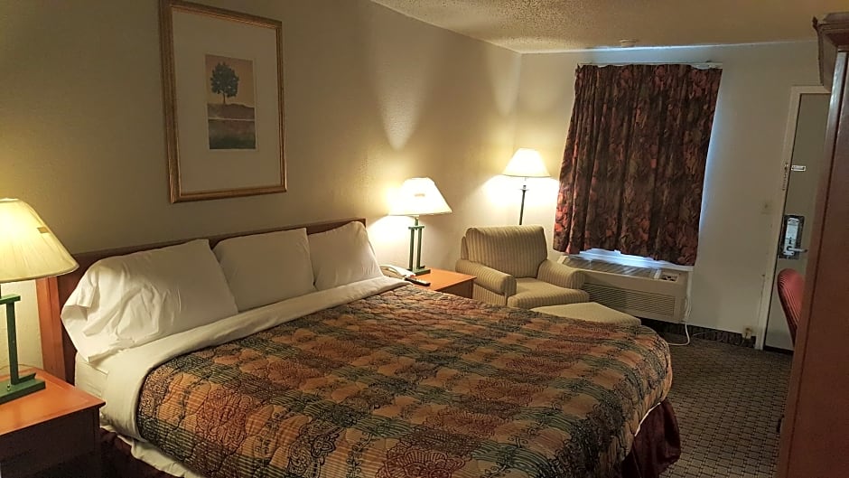 The Brooke Hotel