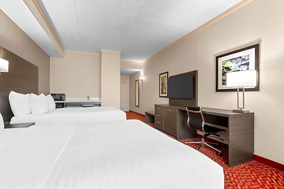 Best Western Inn On The Bay