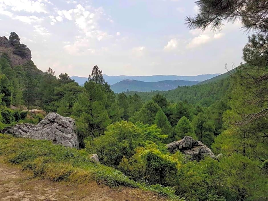 La cabaña del lago en ZAFIRO LAGUNAZO Parque Natural del Río Mundo