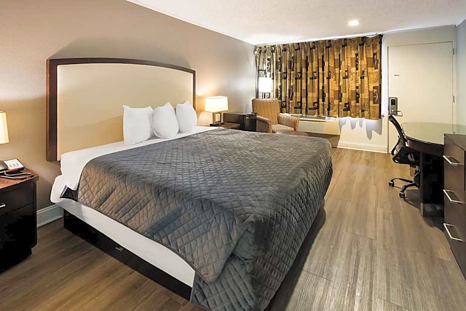 Knights Inn Fayetteville