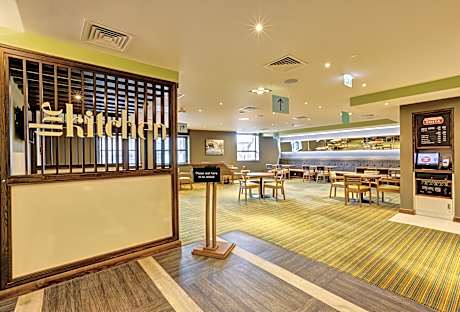 Premier Inn Horsham Town Centre