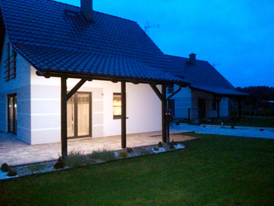 Domek na Plażowej Lubiatowo