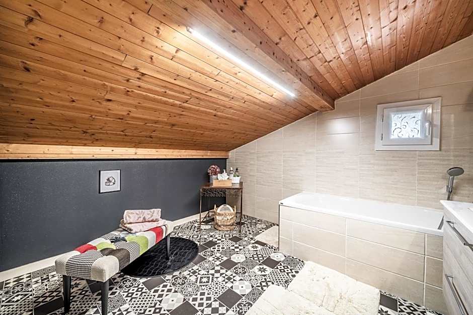 Le Chalet Des Pesettes