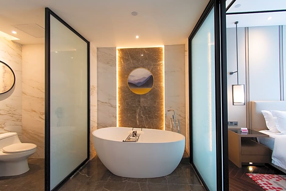 Ramada Plaza Wyndham Wenzhou Cangnan