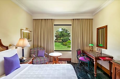 Premier Double Room with Garden View