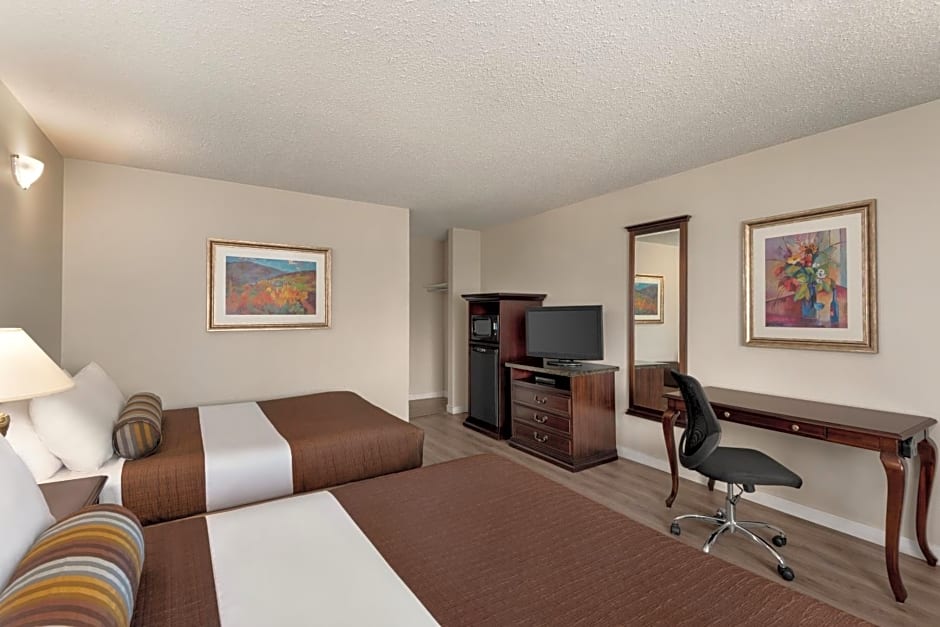 Travelodge by Wyndham Abbotsford Bakerview