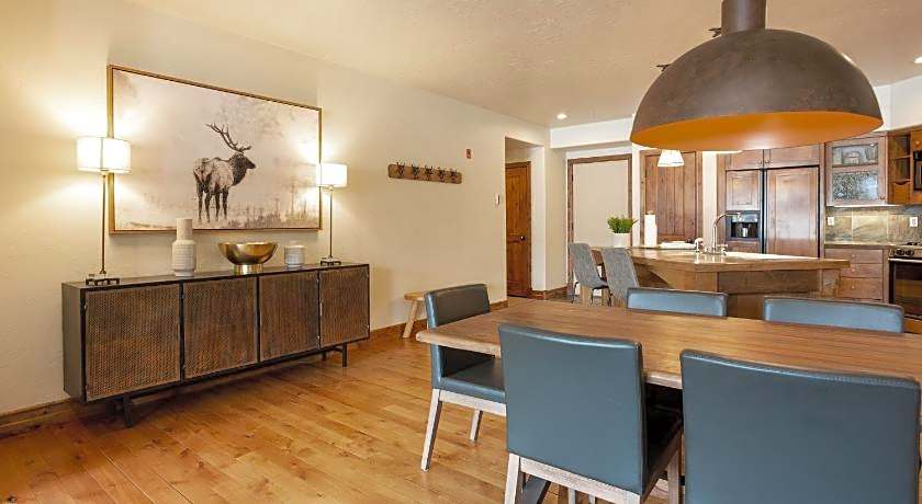 Lodges At Deer Valley