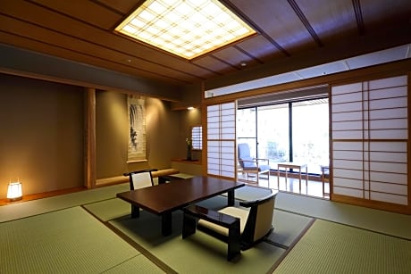 Japanese-Style Twin Room