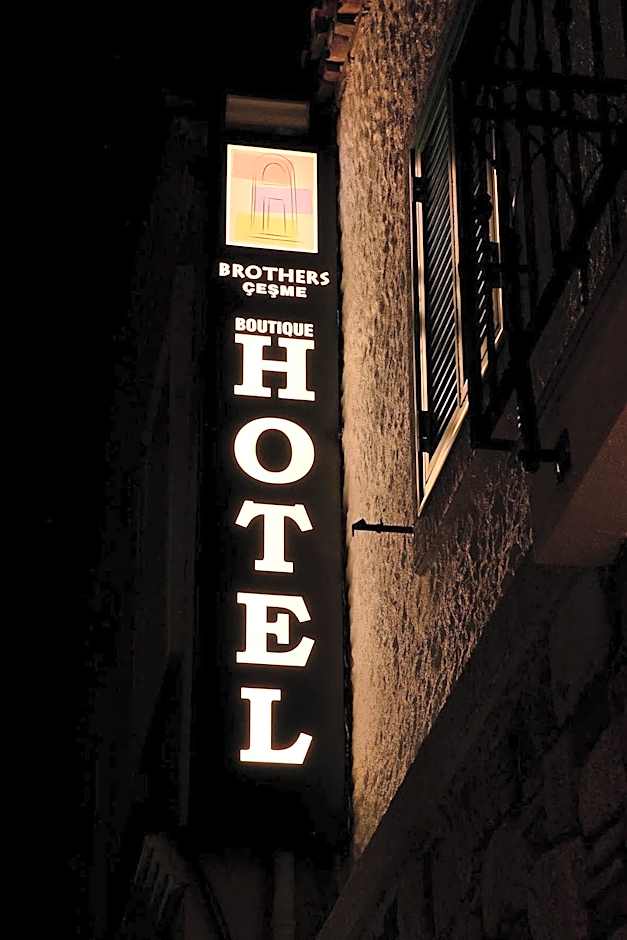 Brothers Cesme Boutique Hotel