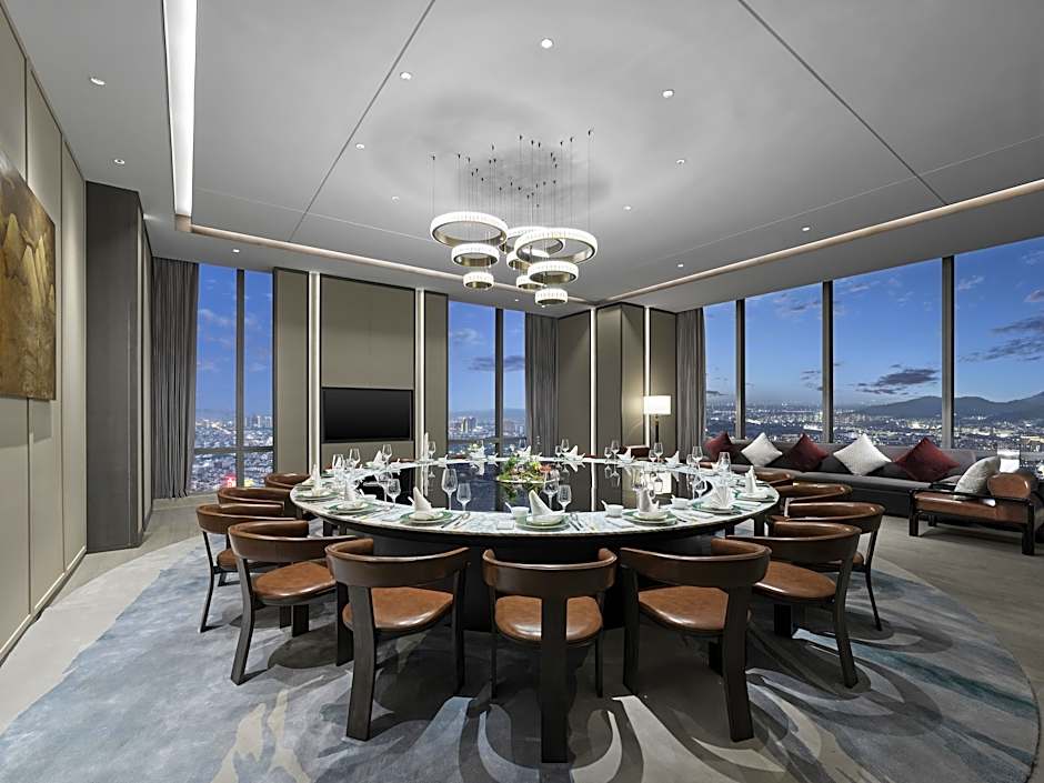 Hilton Zhuji