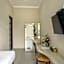 RedDoorz @ Jalan Majapahit Semarang