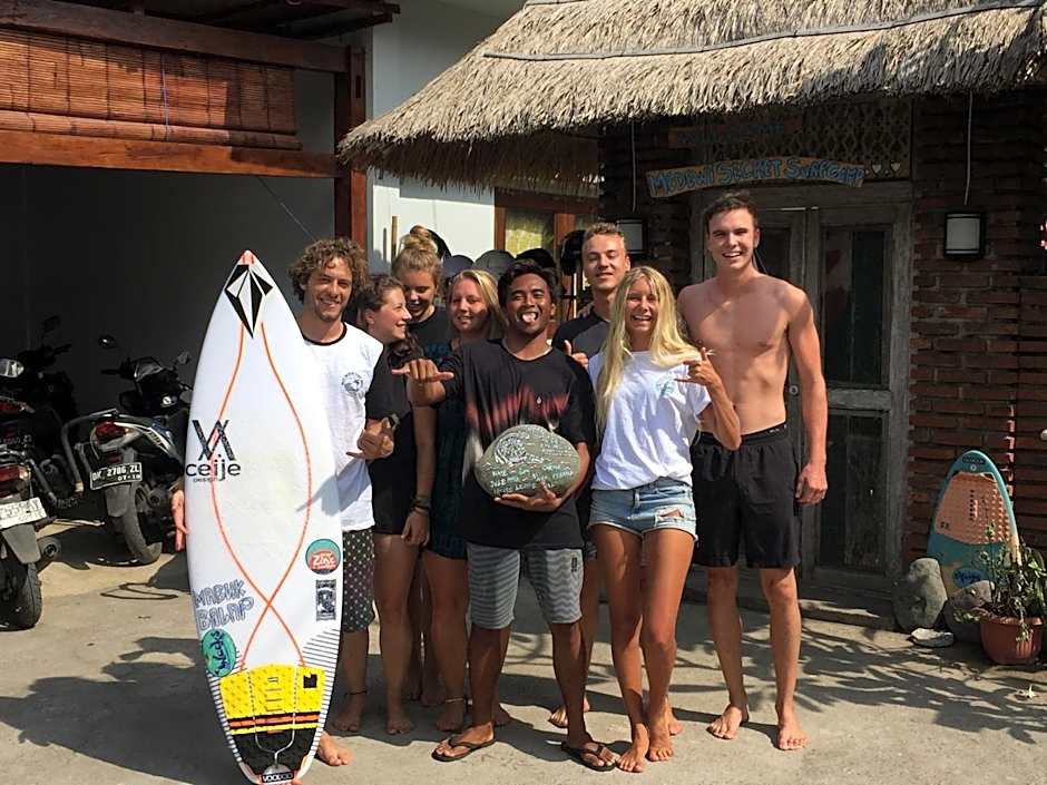 Medewi Secret SurfCamp