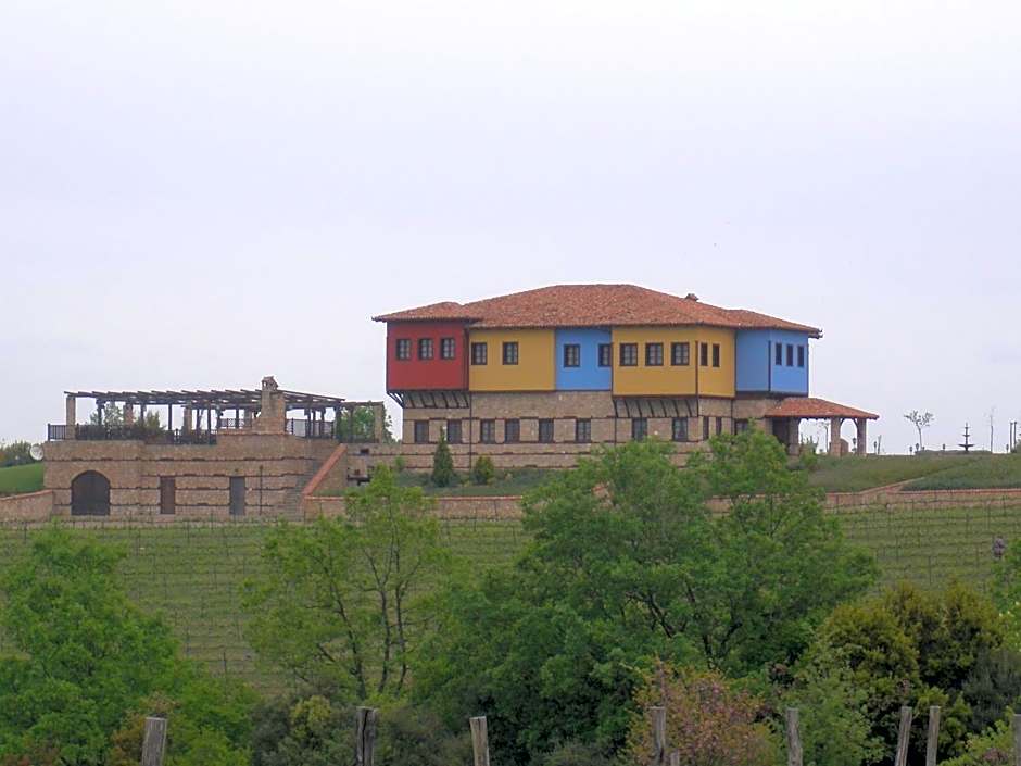 Estate Kalaitzis