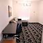 La Quinta Inn & Suites by Wyndham Houston Bush Iah South