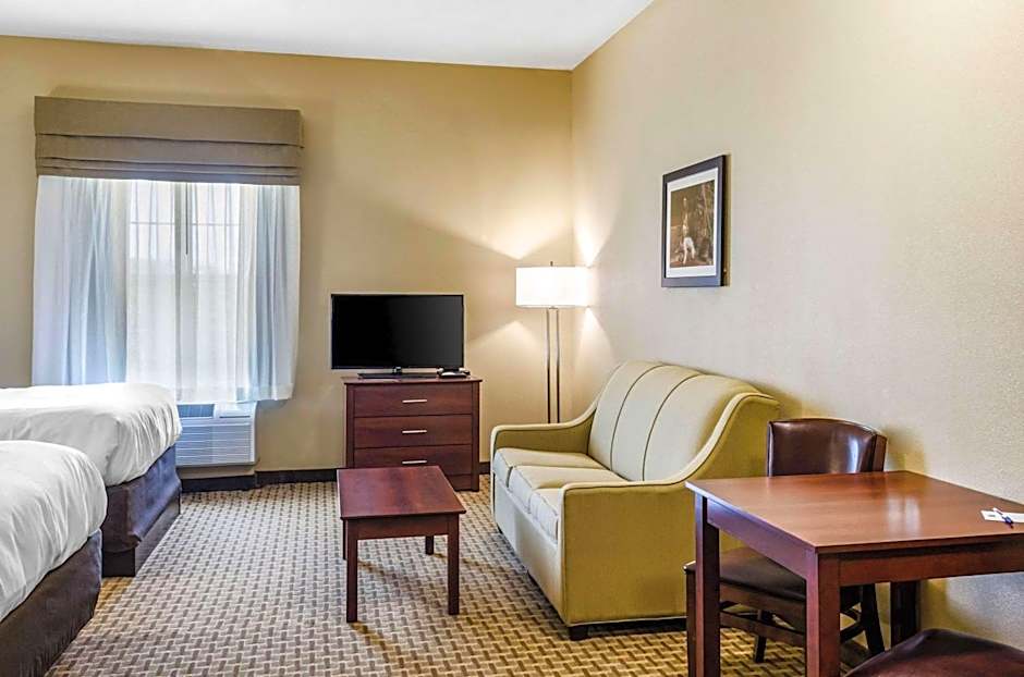 MainStay Suites Hackberry Sportsman's Lodge