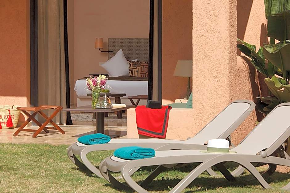 Oasis lodges